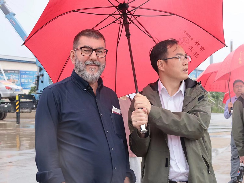 三一帕尔菲格领导一行,莅临神百汽车参观指导工作 三一帕尔菲格领导一行,莅临神百汽车参观指导工作