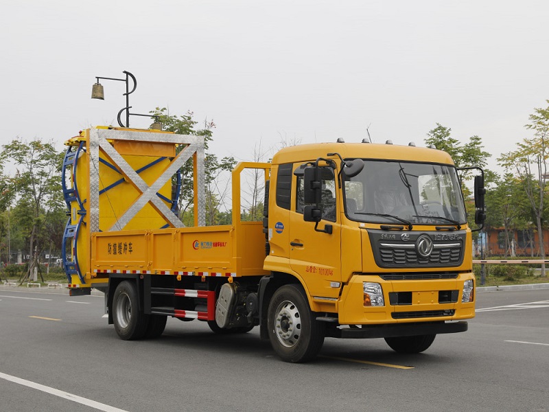 国六东风天锦防撞缓冲车