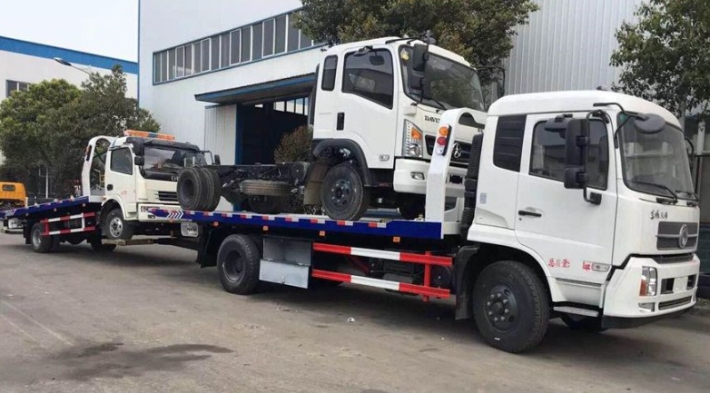 东风天锦一拖二清障车板长7.2米(5)