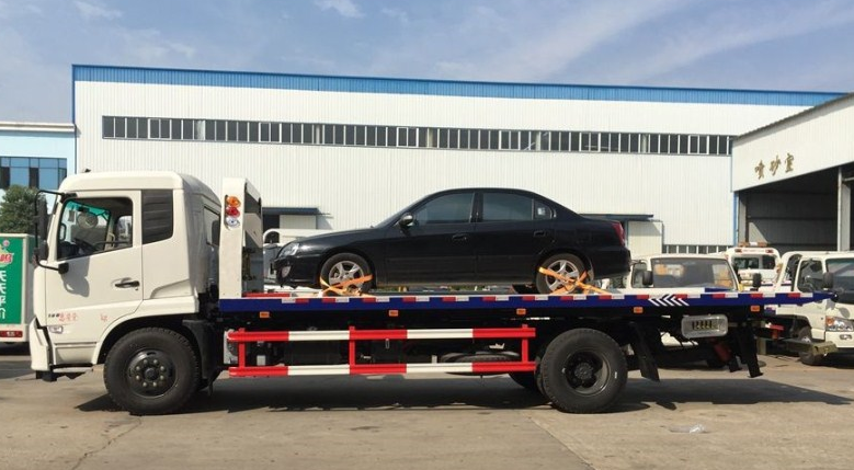 东风天锦一拖二清障车板长7.2米(2)