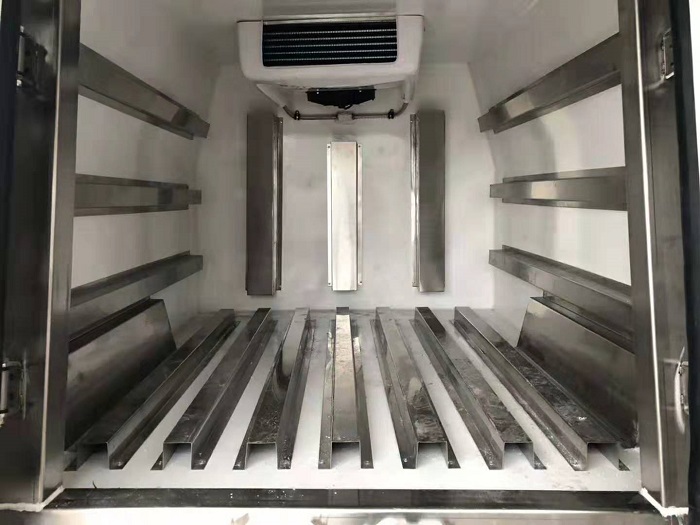 福田伽途IX5医药冷藏车厢体容积1.8m3图片八
