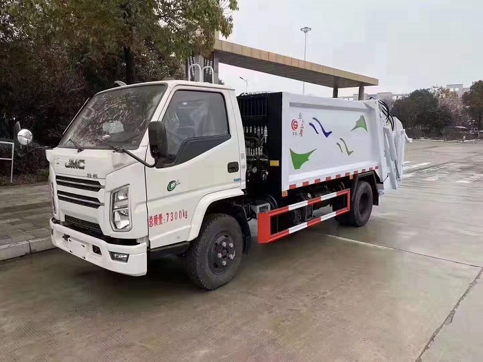 国六江铃顺达5-6方压缩式垃圾车图片