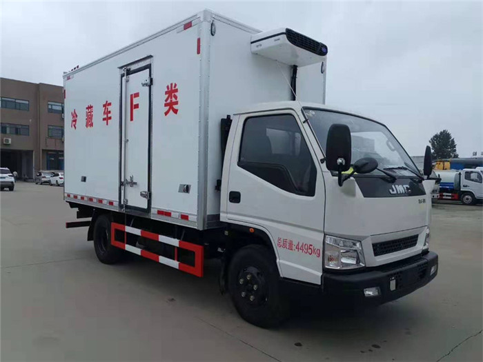 江铃顺达(宽体)冷藏车(厢长4.05米)图片