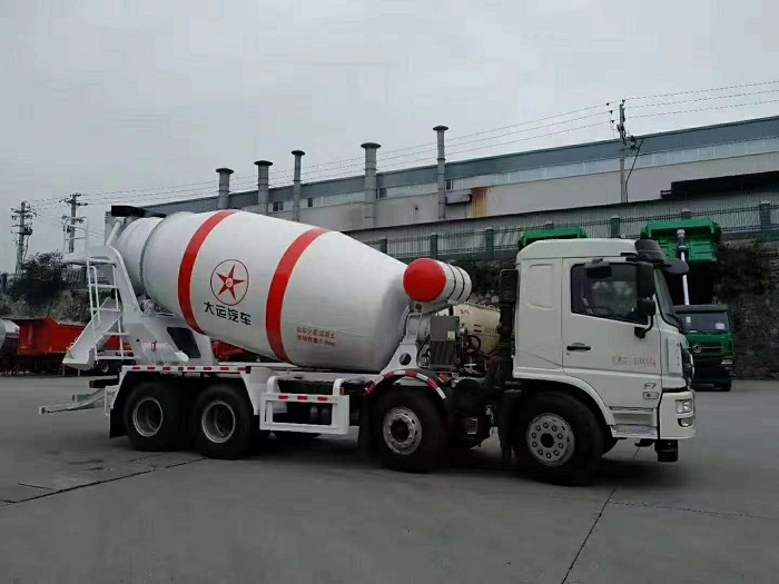 大运8X4搅拌车10-12方轻量化搅拌车图片六