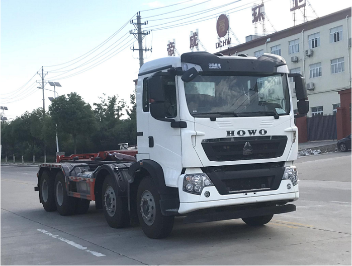 重汽豪沃車廂可卸式（勾臂）垃圾車