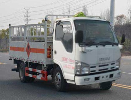 庆铃五十铃4.15米气瓶运输车