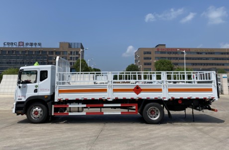 国六厢长6.2米/6.8米/7.6米东风多利卡D9气瓶运输车