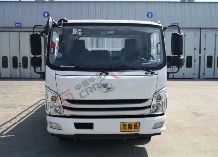 国六跃进C500蓝牌4.2米气瓶运输车