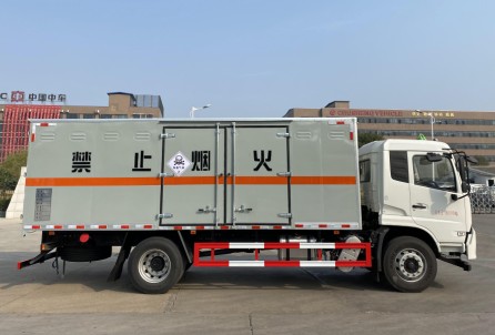 国六东风天锦二类毒性气体厢式运输车