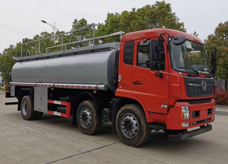 SCS5250GPGDFH东风天锦小三轴普通液体运输车