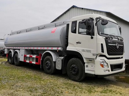 力神牌国五东风天龙前四后八供液车厂家价格