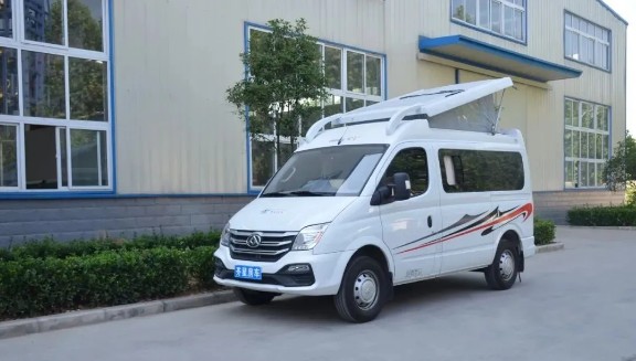 齐星大通V80升顶房车_星运DT2421（5座）齐星房车