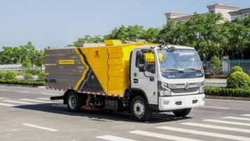 国六东风大多利卡中置吸尘车_凯力风牌KLF5120TXCE6吸尘车