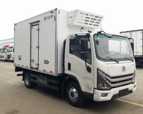 吉利增程式绿牌冷藏车